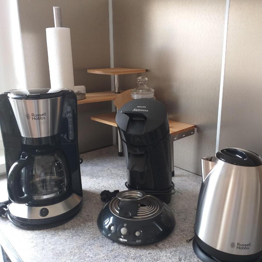 Friesenauster - Grosse Ferienwohnung Fuer Bis Zu 6 Personen Jever Exterior photo